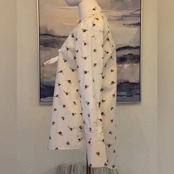Victoria Beckham for Target Iconic Bee Print Blouse Structured Designer Top - Picture 6 of 15